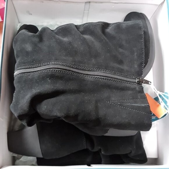 Cliffs by White Mountain Averie Boot - Picture 7 of 7